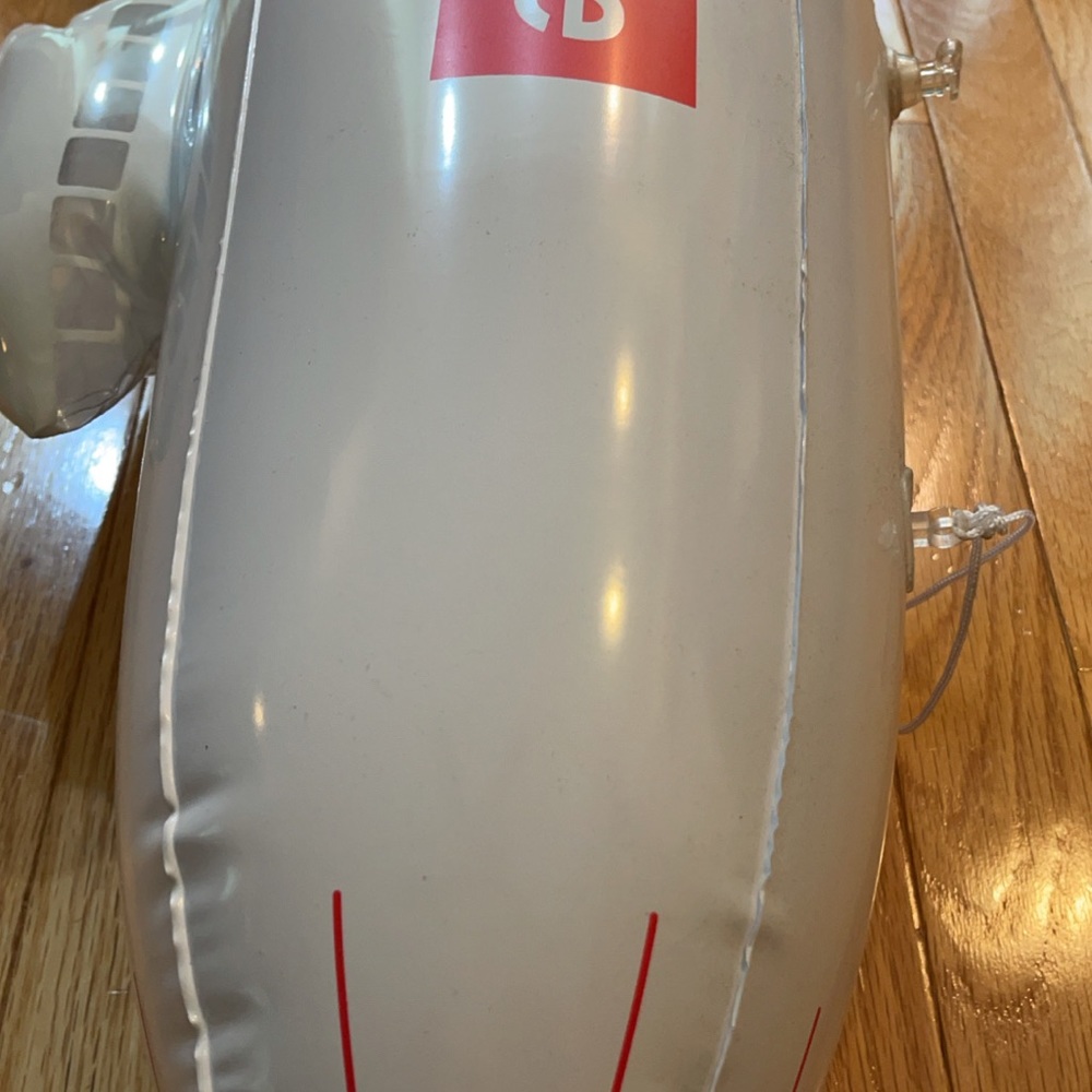 Supreme Blimp - Picture 3 of 3